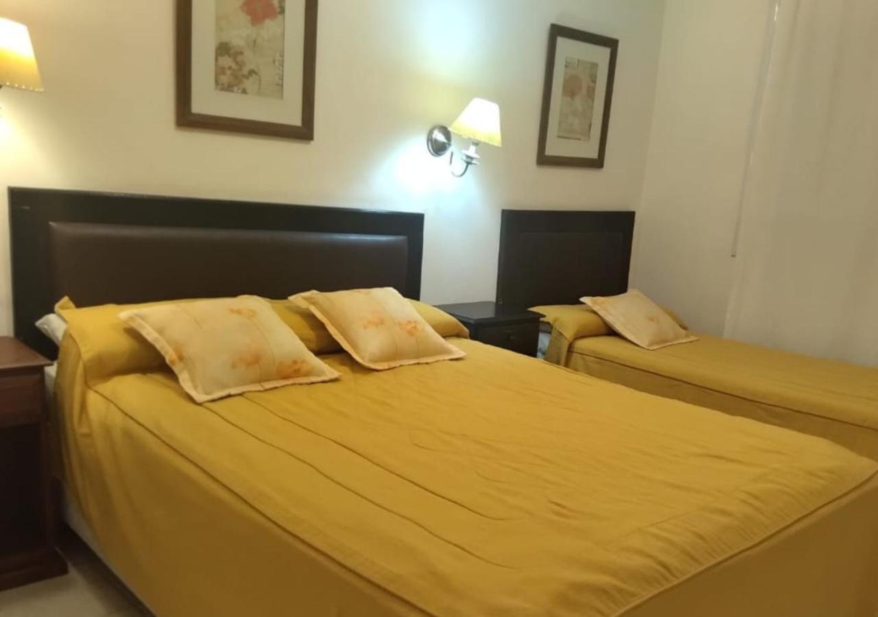 فندق نويفو بريستول سانتياغو ديل إستيرو المظهر الخارجي الصورة